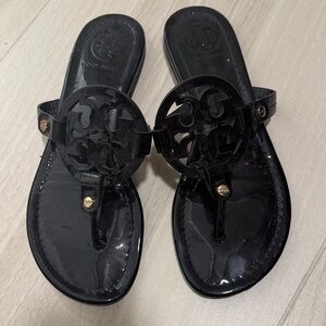 Tory Burch Black Patent Miller Logo Thong Sandals